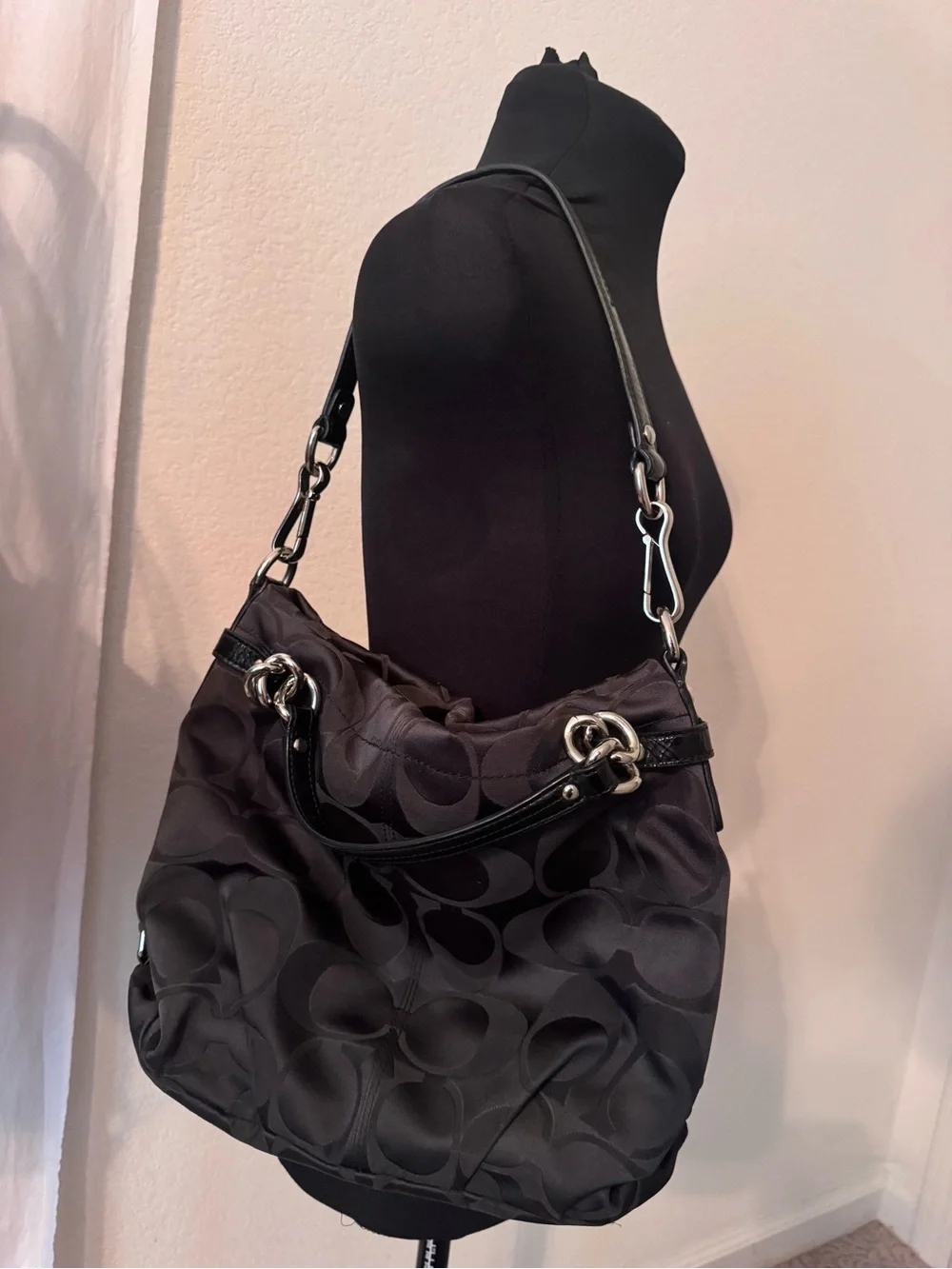 Coach Brooke Signature Black Sateen/Op Art Hobo Bag